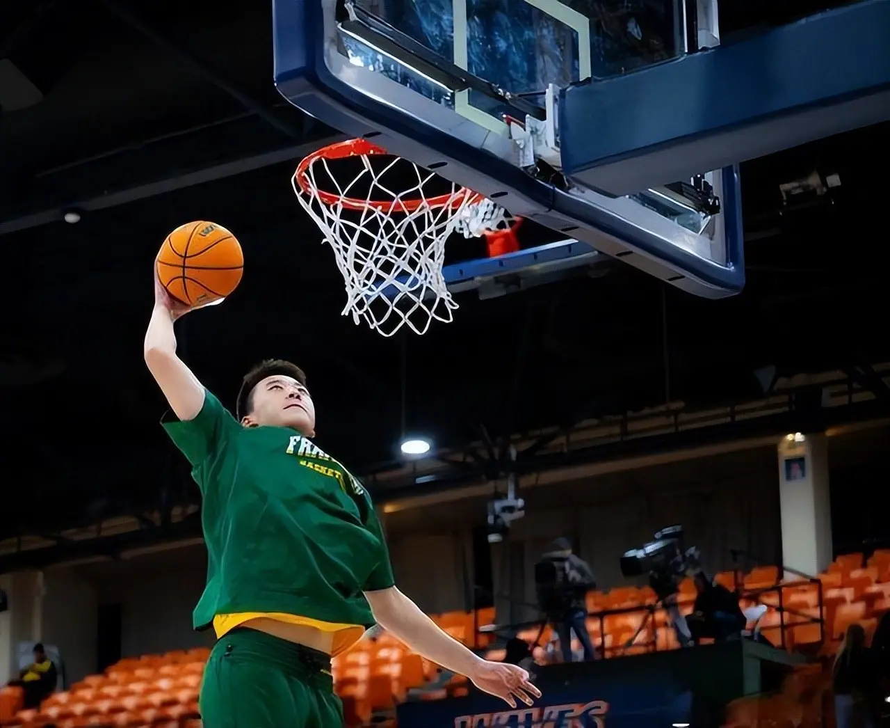 亚洲杯他只, 王俊杰 亚洲杯他只, 王俊杰